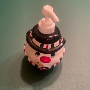 Snowman soap dispenser